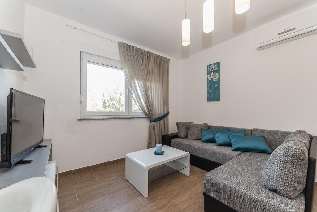 Apartments Kovacevic Vir Exterior foto